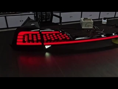 TESLE через заднее светофоро